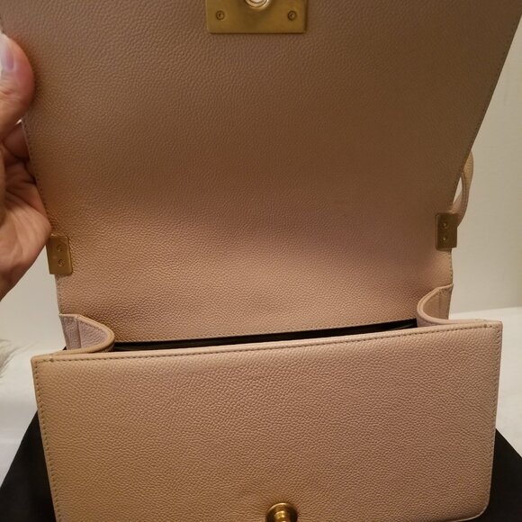 CHANEL light pink le boy M - Picture 6 of 8